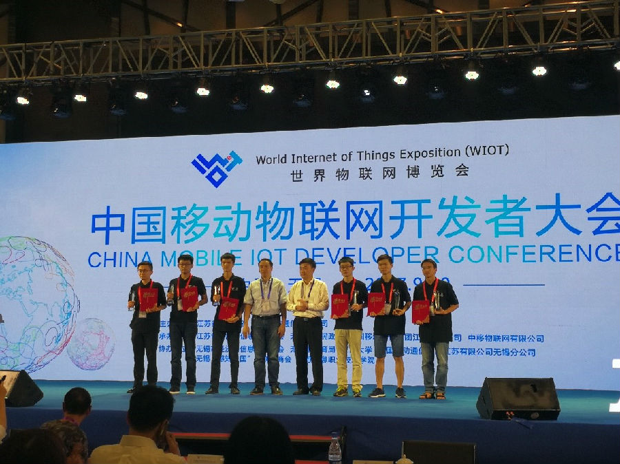 12101027nrv8.jpg