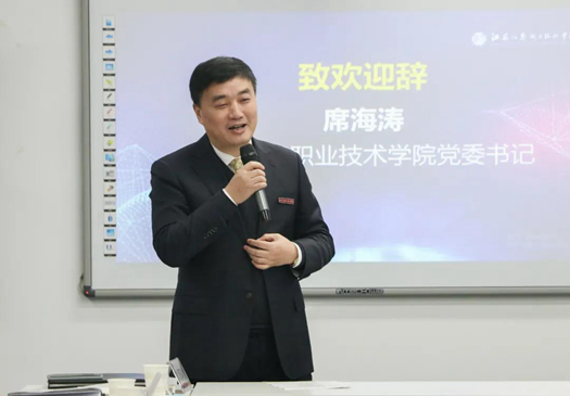 席海涛.jpg