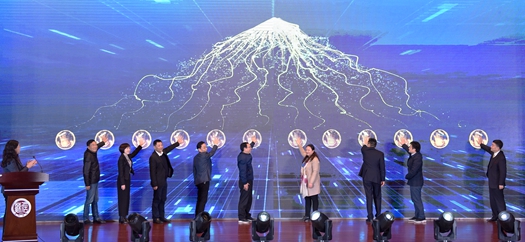 物联网融合创新实训平台启动仪式1_副本.jpg